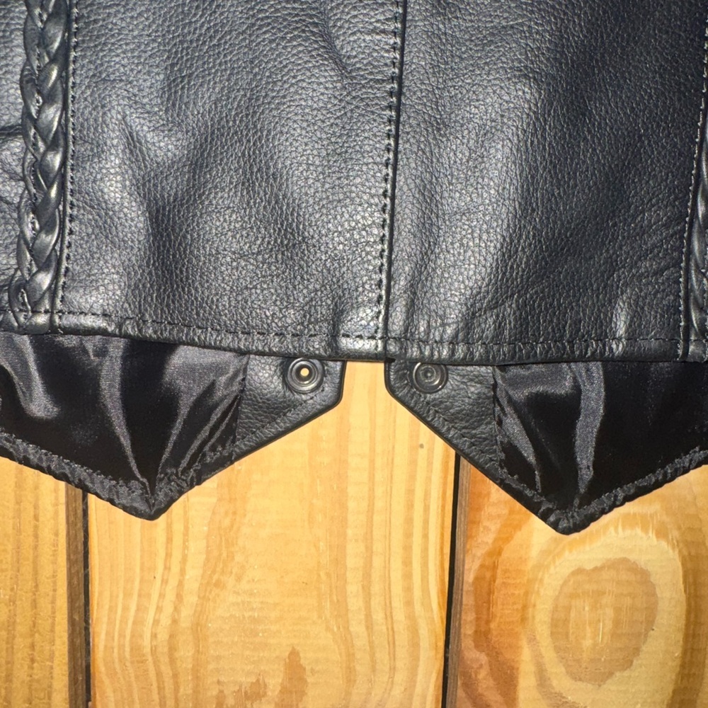 XElement Women's Black Leather Vest - Picture 8 of 8
